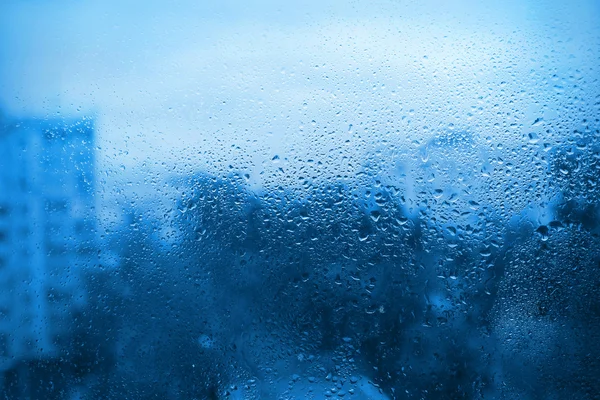Přírodní kapky vody na skle okna — Stock fotografie