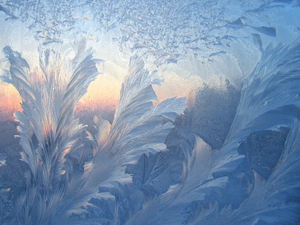 Schöne Eismuster Und Sonnenlicht Nahaufnahme Auf Fensterglas Frühen Morgen Natürlicher — Stockfoto