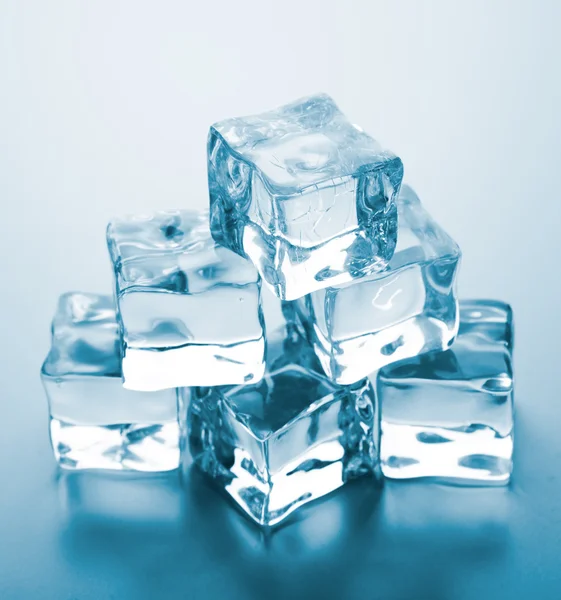 Hielo falso fotografia | Cubo de hielo seco — Foto de stock © oqba