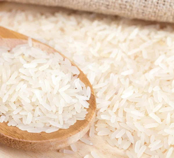 Colher com arroz — Fotografia de Stock