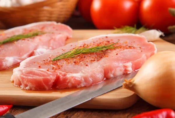 Raw meat — Stock Photo, Image