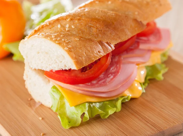 Grande sanduíche — Fotografia de Stock