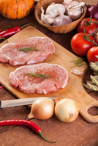 Raw meat — Stock Photo, Image