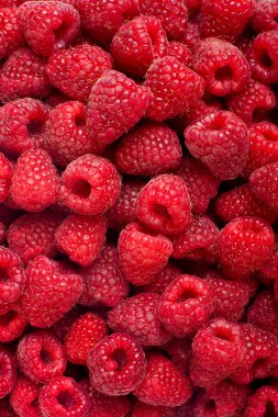 Olgun rasberry meyve yatay arka kapatmak.