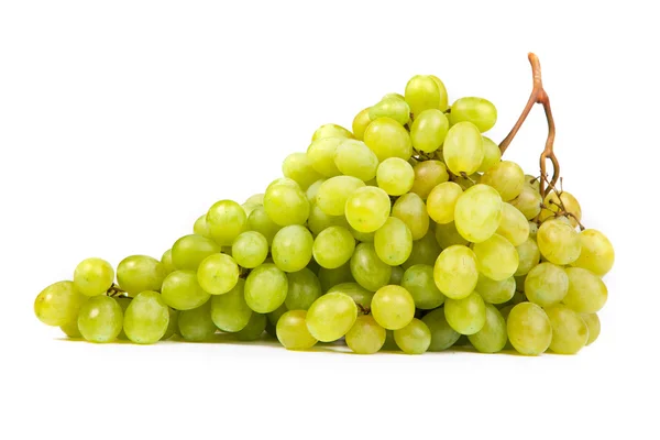 Bando de Uvas Verdes que colocam isolado — Fotografia de Stock