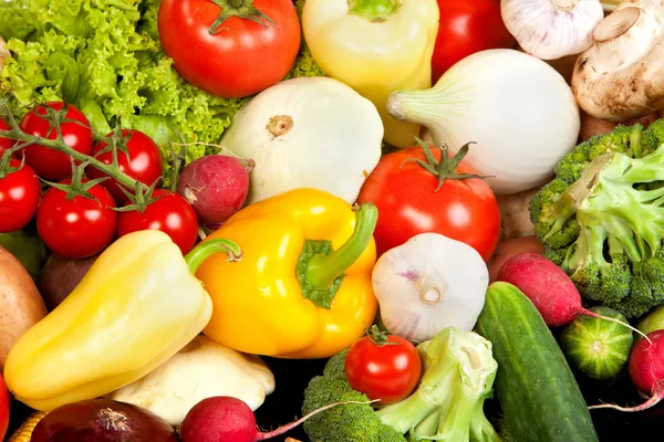 Friss zöldségek, elszigetelt fehér csoportja — Stock Fotó