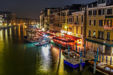 Venedik, büyük kanal. gece