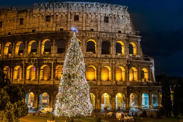 Колизей Рима, Италия на Рождество — стоковое фото