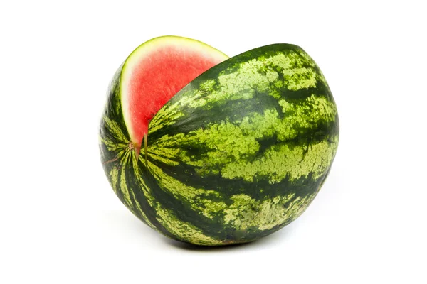 Frische, reife, saftige Wassermelone. Schuss auf Weiß — Stockfoto