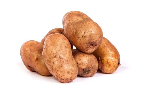 Grupo de patatas aisladas sobre blanco — Foto de Stock