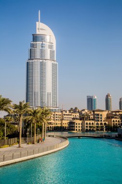 Adres otel dubai kent merkezinde, ünlü da bakar