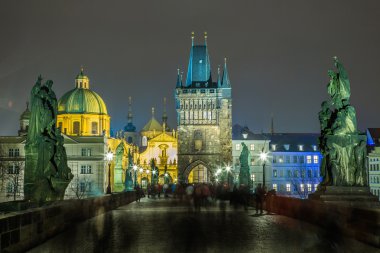 Prag'da Karlov veya charles Köprüsü
