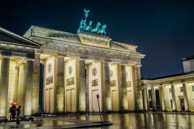 Brandenburg Kapısı Berlin - Almanya