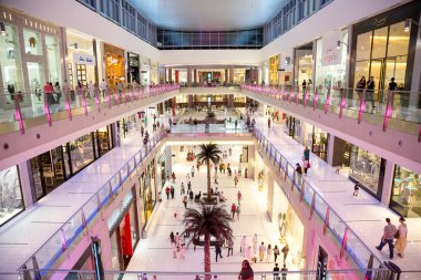 Dubai Alışveriş Merkezi - Dünya'nın en büyük alışveriş merkezi iç görünümü