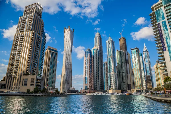 Dubai Marina paisaje urbano, Emiratos Árabes Unidos —  Fotos de Stock