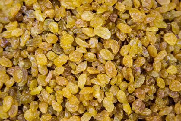 Raisins in the street shop in Dubai — Stock Photo, Image
