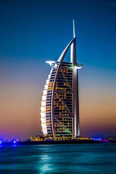 Burj Al Arab is a luxury 5 stars hotel — Stock Photo, Image