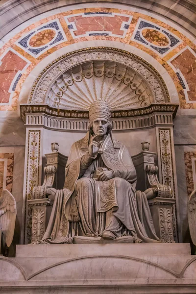 Собор Святого Петра у Ватикані — стокове фото