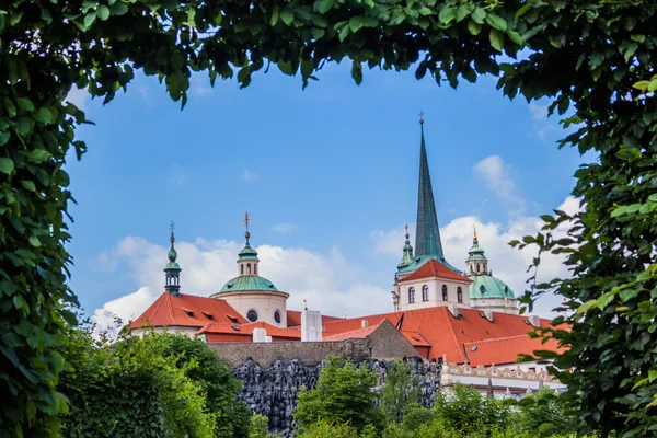 Cityscape of Prague in summer. — Stock Photo, Image