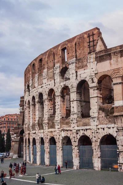 The Iconic, the legendary Coliseum of Rome, Italy — Stock Photo, Image