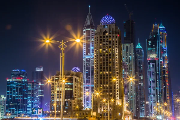 Dubai Marina paisagem urbana, Emirados Árabes Unidos — Fotografia de Stock