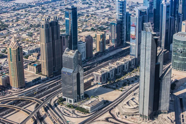 Dubai centro. Este, Emiratos Árabes Unidos arquitectura. Antena — Foto de Stock