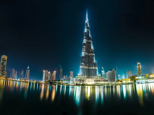 Vedere pe Burj Khalifa, Dubai, Emiratele Arabe Unite, noaptea — Fotografie, imagine de stoc