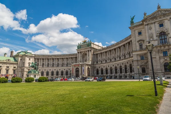 Wien kejserliga palatset hofburg på dagen, -Österrike — Stockfoto