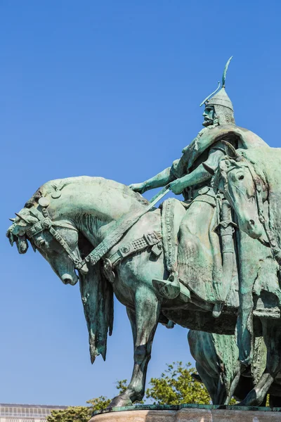 Macaristan, budapest heroes square güneşli bir yaz — Stok fotoğraf