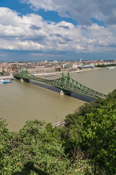 Most svobody v Budapešti. — Stock fotografie