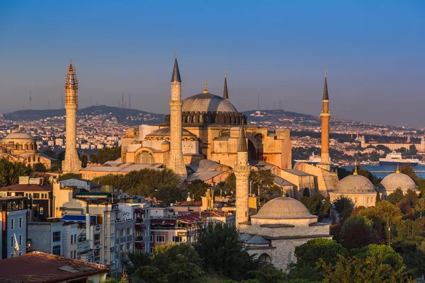 Hagia sophia, das berühmteste denkmal istanbul - truthahn — Stockfoto