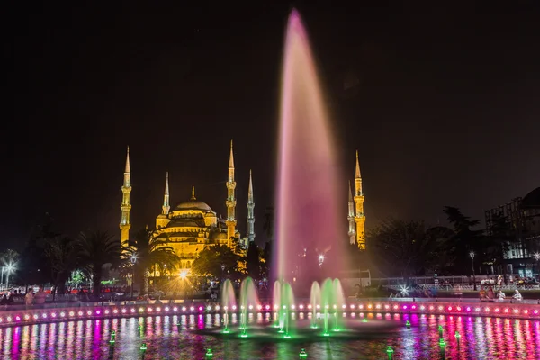 Mezquita del Sultán Ahmed (la Mezquita Azul), Estambul, Turquía — Foto de Stock