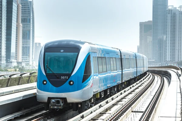 Dubai metro railway — Stockfoto