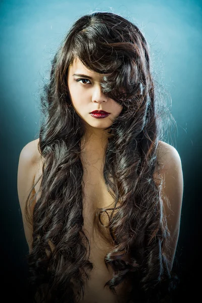 Beautiful Asian woman with long black hair — Stock Photo, Image