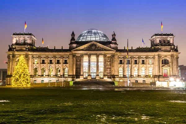 Berlin 'deki Reichstag binası — Stok fotoğraf