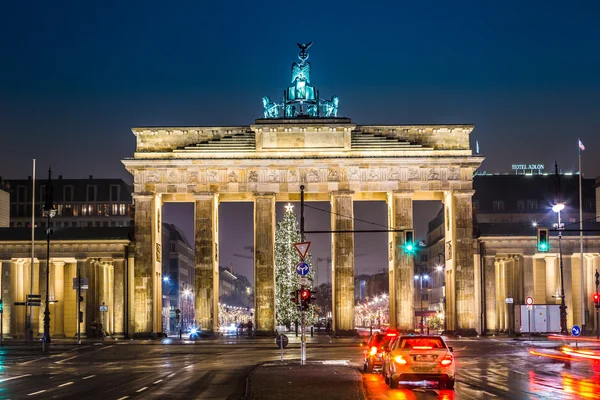 Puerta de Brandeburgo en Berlín - Alemania — Foto de Stock