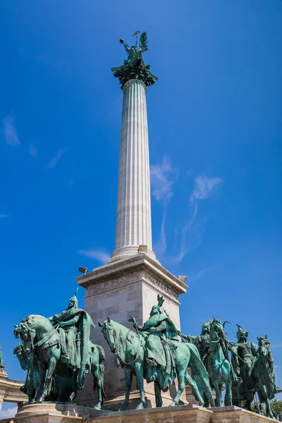 Budapester Heldenplatz — Stockfoto