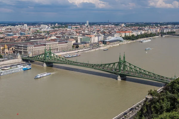 Liberty Bridge in Budapest. — Stock Photo, Image