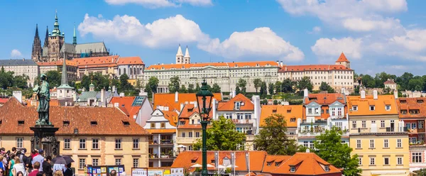 Ponte Karlov ou Charles em Praga — Fotografia de Stock