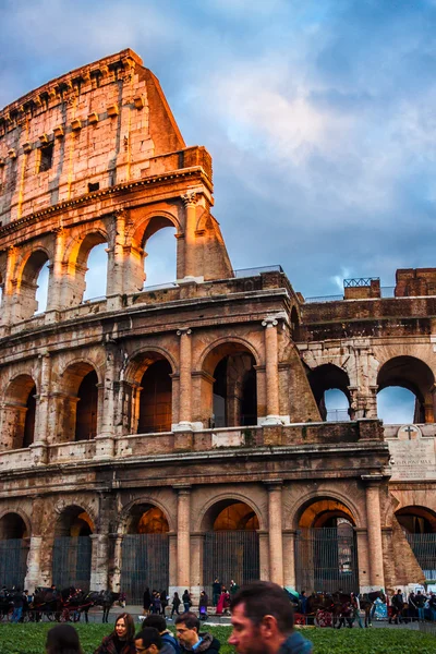 Coliseu Lendário de Roma, Itália — Fotografia de Stock