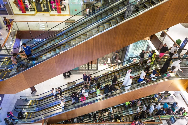 Vista interior del centro comercial Dubai —  Fotos de Stock