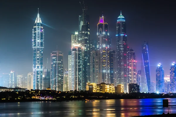 Dubai Yat Limanı cityscape, Birleşik Arap Emirlikleri — Stok fotoğraf