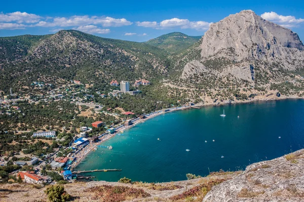 Vista de verano a la costa. Sudak beach. Mar Negro, Ucrania —  Fotos de Stock