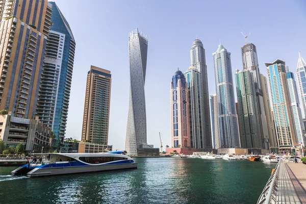 Dubai Marina paisaje urbano, Emiratos Árabes Unidos —  Fotos de Stock