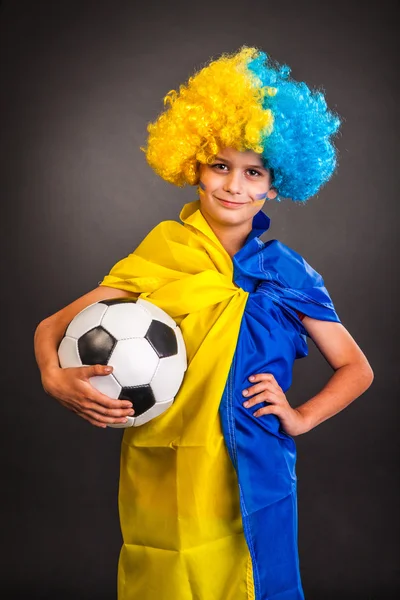 Ukrayna bayrağı ile futbol fan — Stok fotoğraf