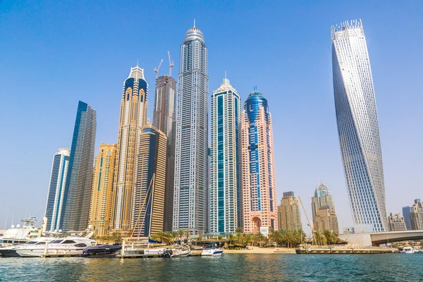 Dubai Marina paisaje urbano, Emiratos Árabes Unidos —  Fotos de Stock