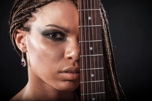 Portrait of a african american woman with dreadlocks hair — Stock Photo, Image