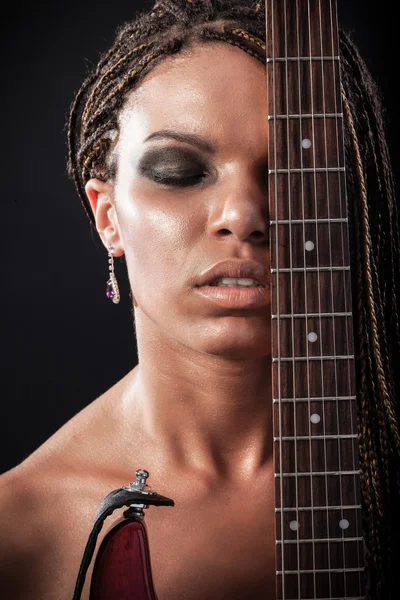 Portrait of a african american woman with dreadlocks hair — Stock Photo, Image