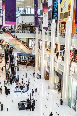 Dubai Alışveriş Merkezi - Dünya'nın en büyük alışveriş merkezi iç görünümü