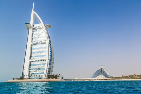 Burj Al Arab is a luxury 5 stars hotel — Stock Photo, Image